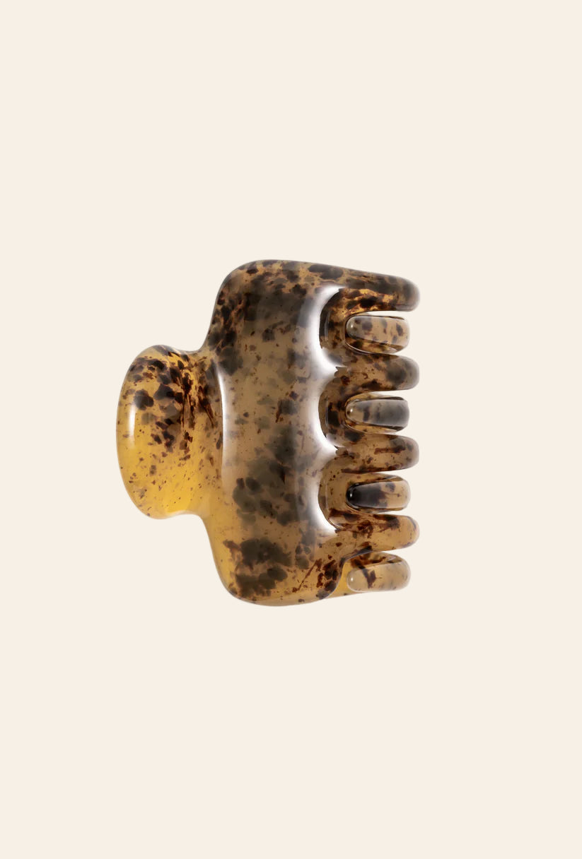 UNDO HAIRWARE No. 5 Claw Clip Tortoiseshell