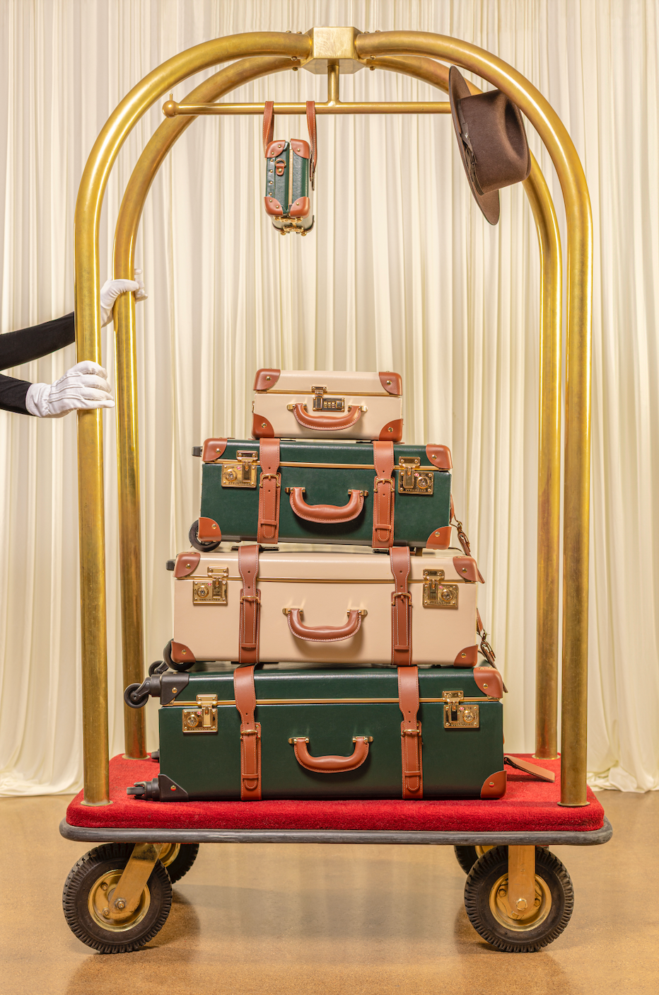 STEAMLINE LUGGAGE The Diplomat Carryon