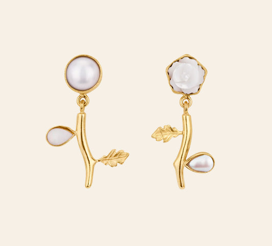 GRAINNE MORTON Ivory Flower Drop Earrings